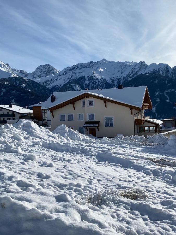 Alpenglueck Appartement Fiss Buitenkant foto